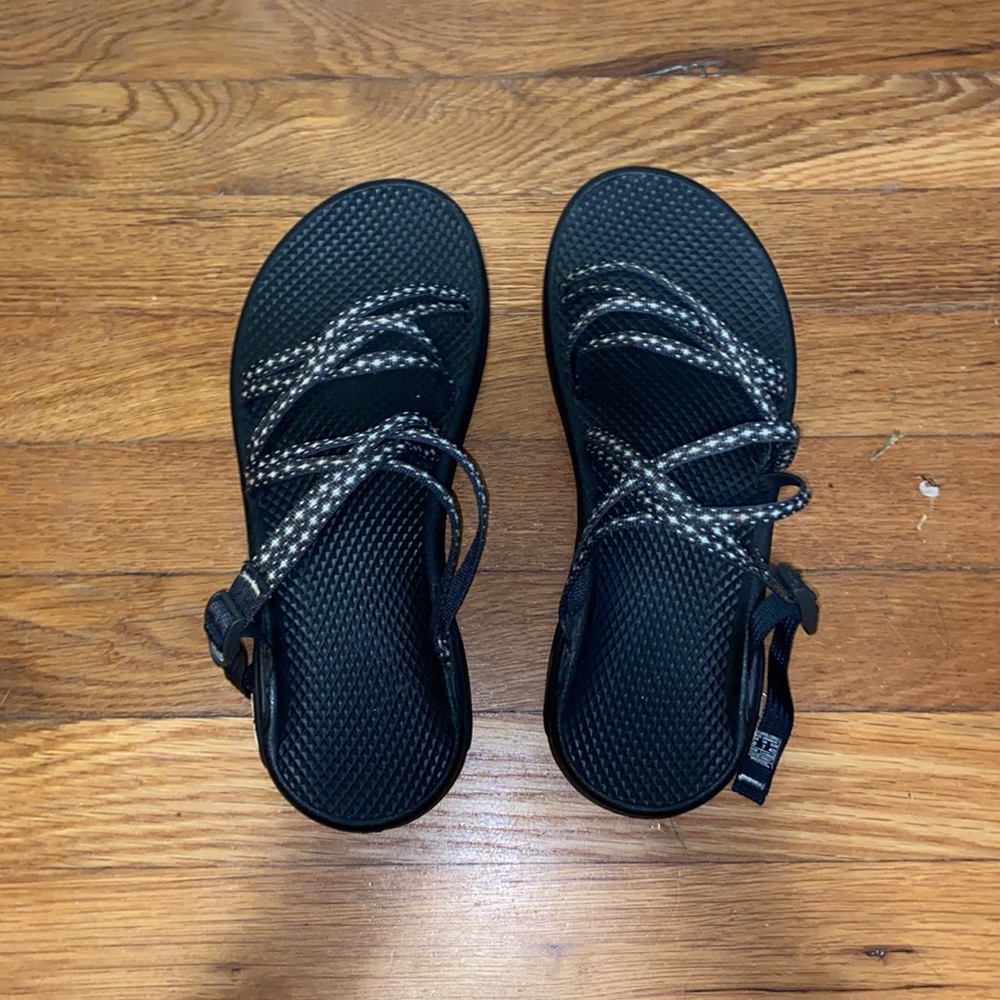 Womens Black and White Cross Strap Chacos